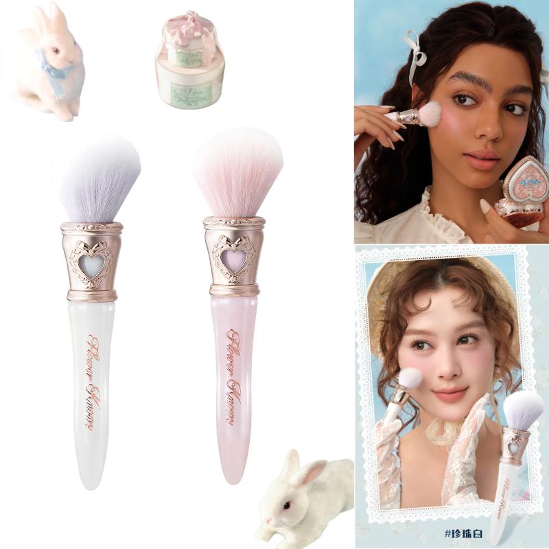 Flower Knows Bunny Garden Series Rougepinsel - Flower Knows Wolle loses Puder Highlighter Kosmetikwerkzeug für Make-up