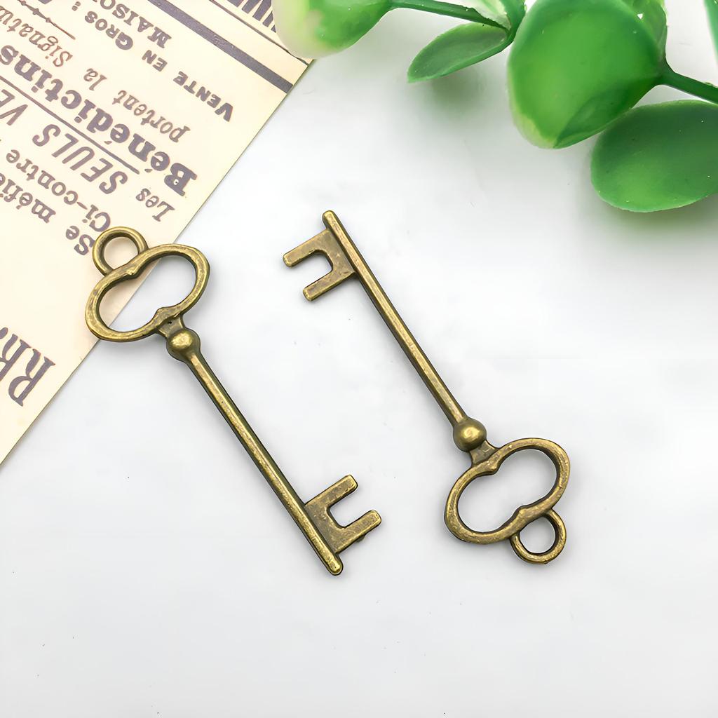 3-Color DIY Alloy Retro Key Jewelry Pendants