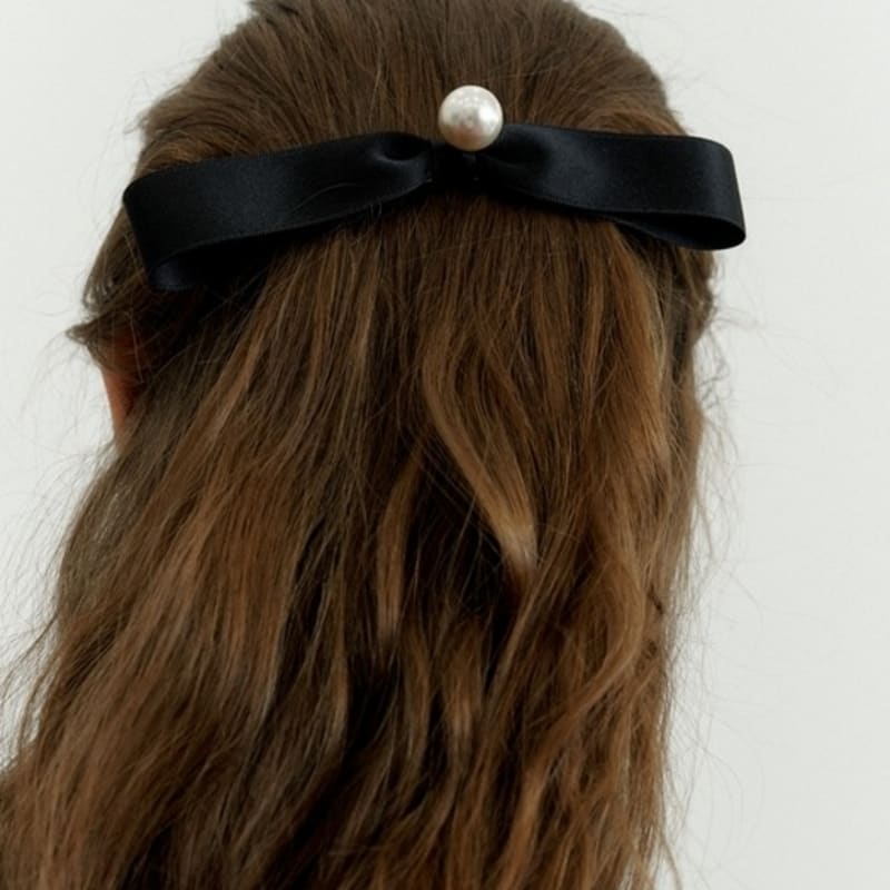 LOVE ME MONSTER Pearl Ribbon Hair Pin