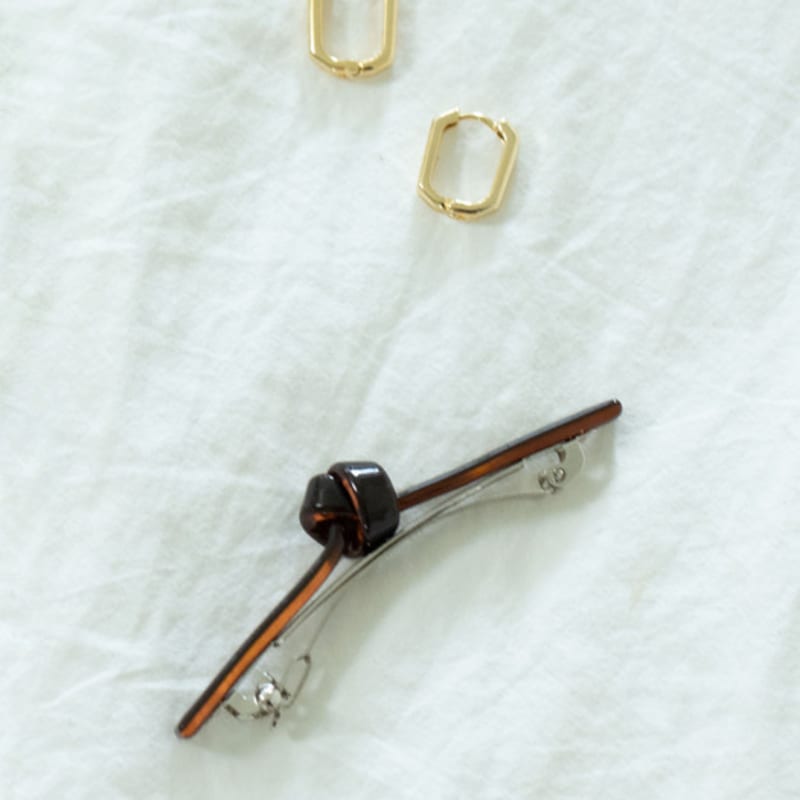 Primaute Twist Point Hairpin