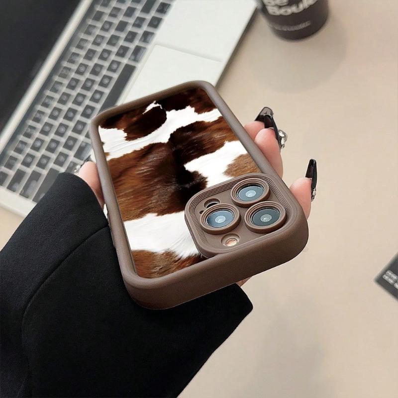 Custodia per telefono marrone con motivo mucca creativa adatta per iPhone 17 16 15 14 13 12 11 Pro/Max/Plus cover posteriore anti-caduta e anti-urto