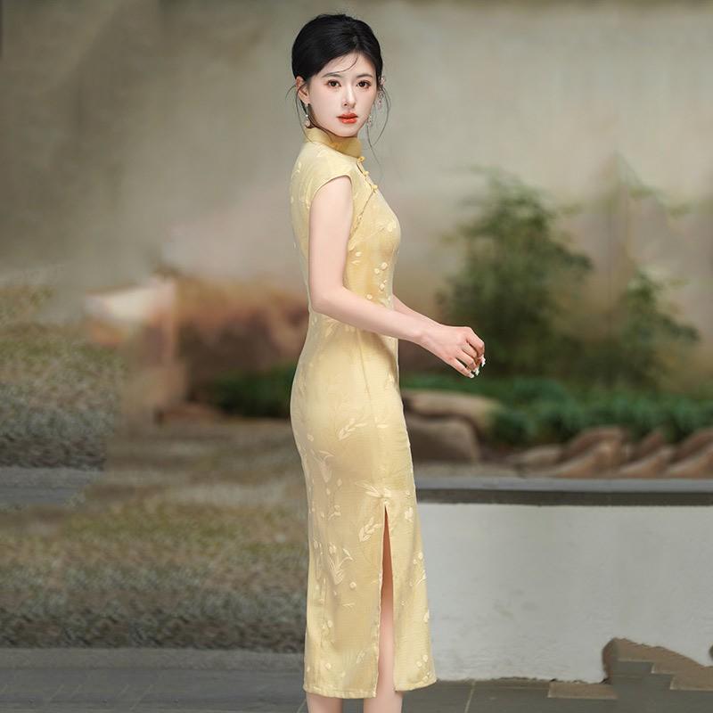 Yellow Sleeveless Long Qipao Dress Women 2025 Retro Chinese Style Linen Silk Blend