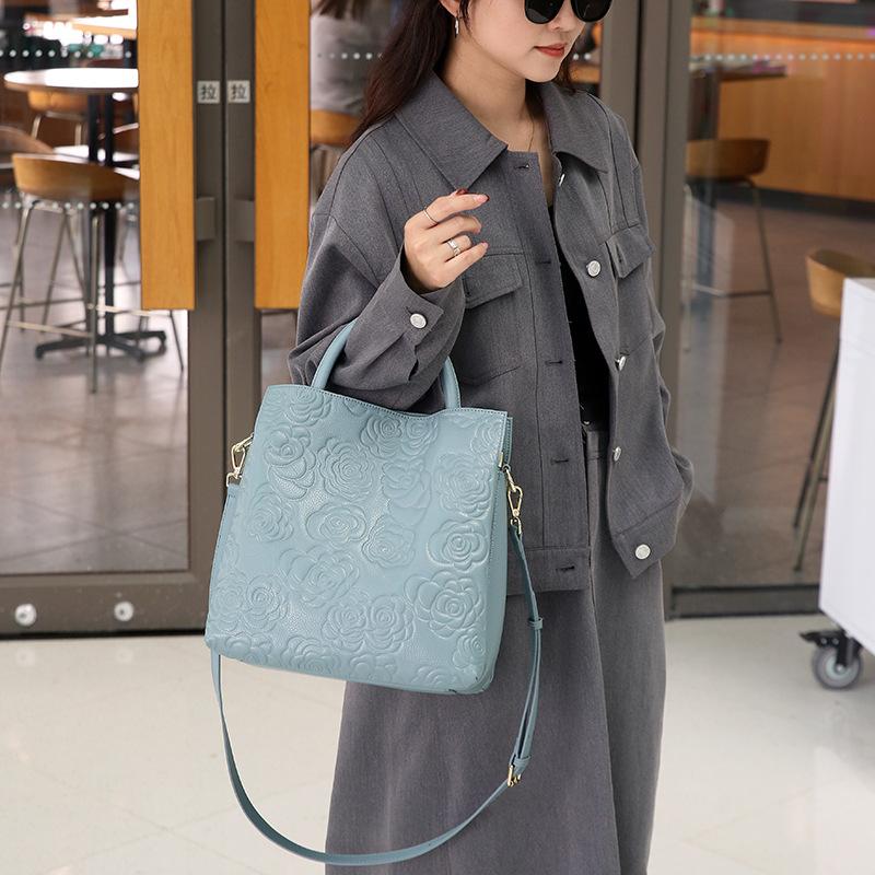 

Женские сумки из натуральной кожи Сумки из натуральной коровьей кожи Сумки-камелии Большие сумки Сумки-мессенджеры через плечо мятный зеленый