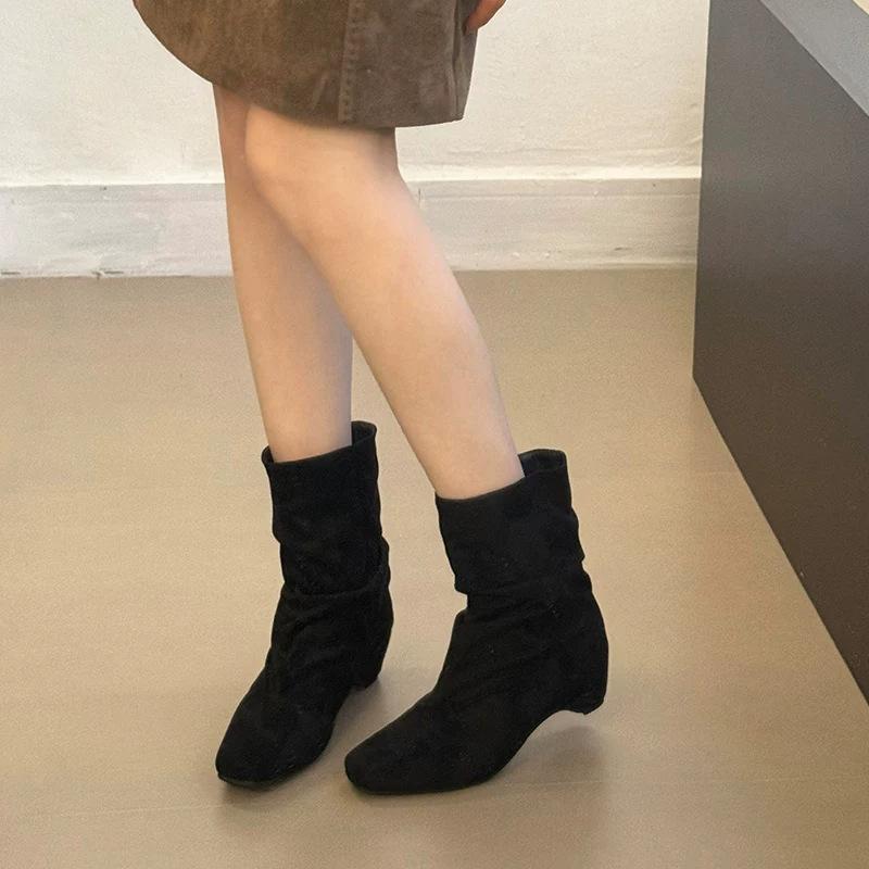 Cowboy Boots Niche Inner Height Increasing Soft Leather Square Head French Pleated Suede Skinny Boots Short Boots Women's Pile Boots Western