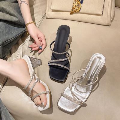 French High-heeled Slippers Women's Summer Outer Wear 2025 New Rhinestone Small Fragrant Wind Transparent Word with Thick Heel Crystal Sandals