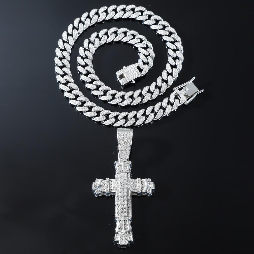Ten Full Diamond Pendant Cuban Chain, Hip-hop Diamond-set European and American Personalized Necklace.