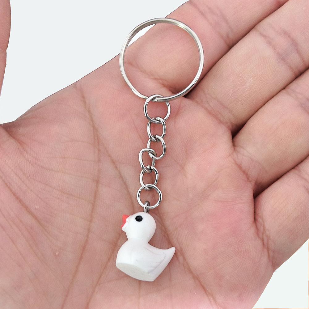 Porte-clés Simple Animal en Résine Pendentif Canard Accessoires de Sac à Dos pour Femmes Couple Famille Pendentif Porte-clés