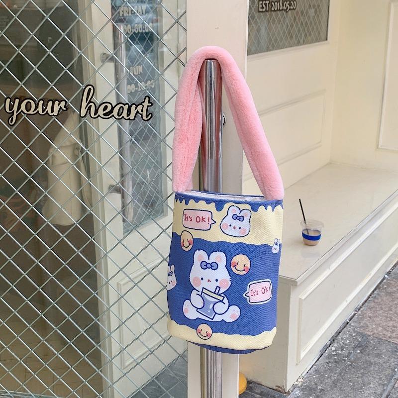 Herbst und Winter Plüschhandtasche Cartoon Eimertasche Studentenarbeit kleine Tasche Canvas Bento-Tasche niedlich lustig