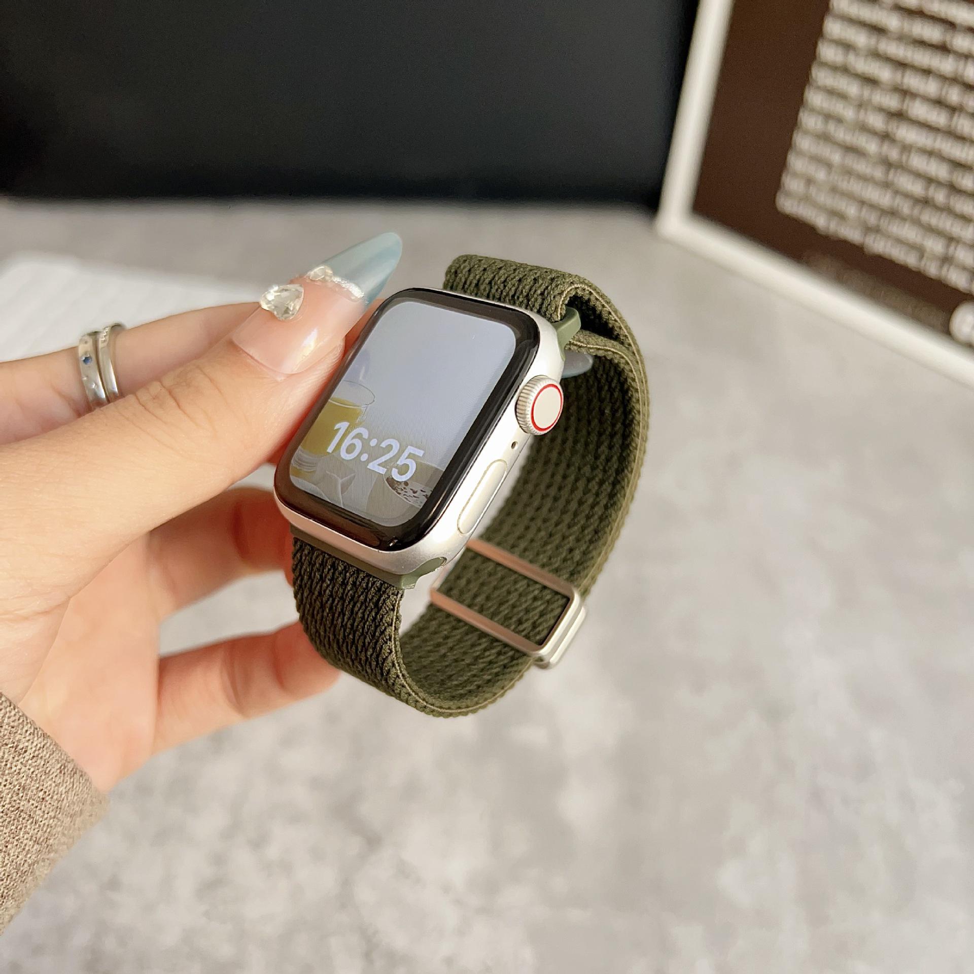 Apple-Compatible Nylon Foldable Magnetic Cartoon Plaid Watch Strap