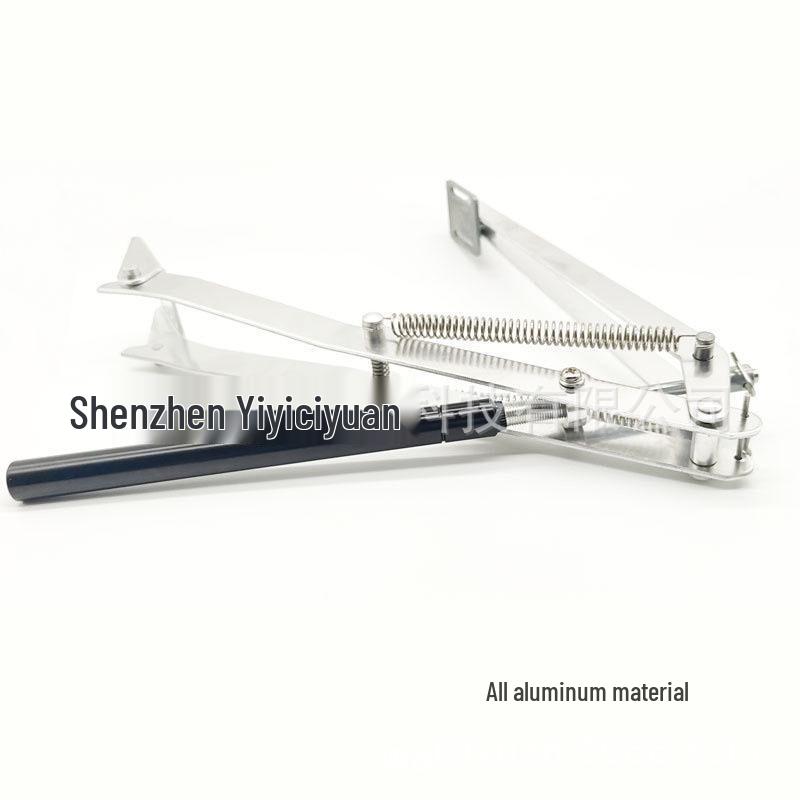 Solární otvírač oken skleníku s tepelnou expanzní podporou