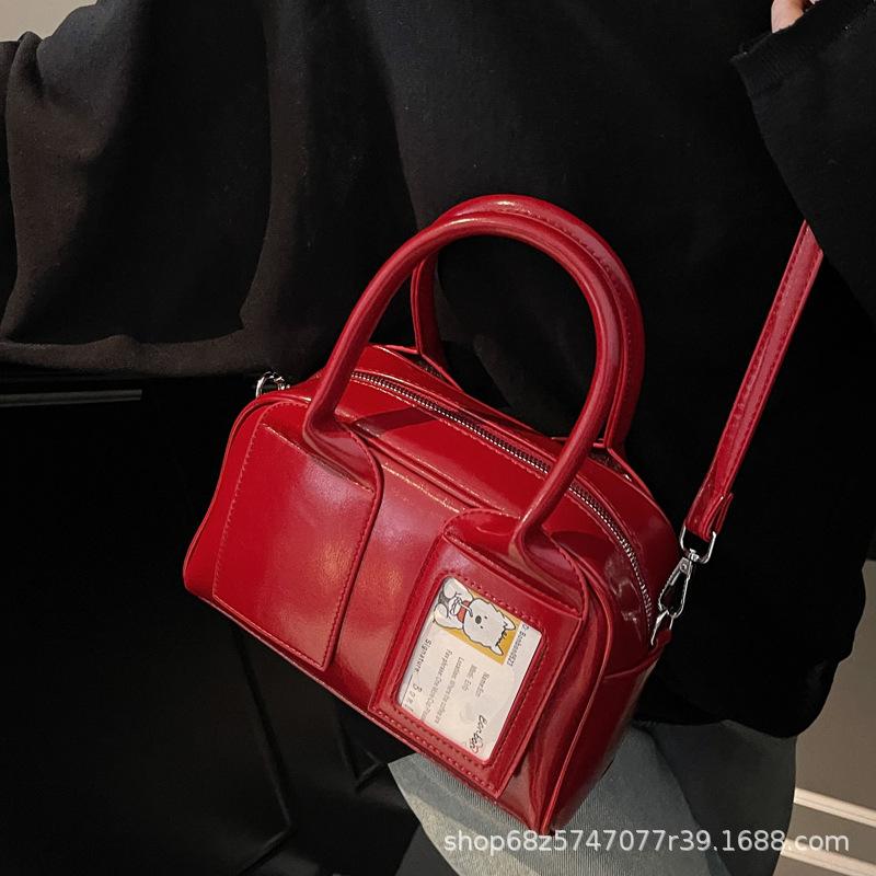 Frosted Retro Boston Bag Portable 2025 Early Spring New Fashion Niche Design Sense Large Capacity Messenger Bag