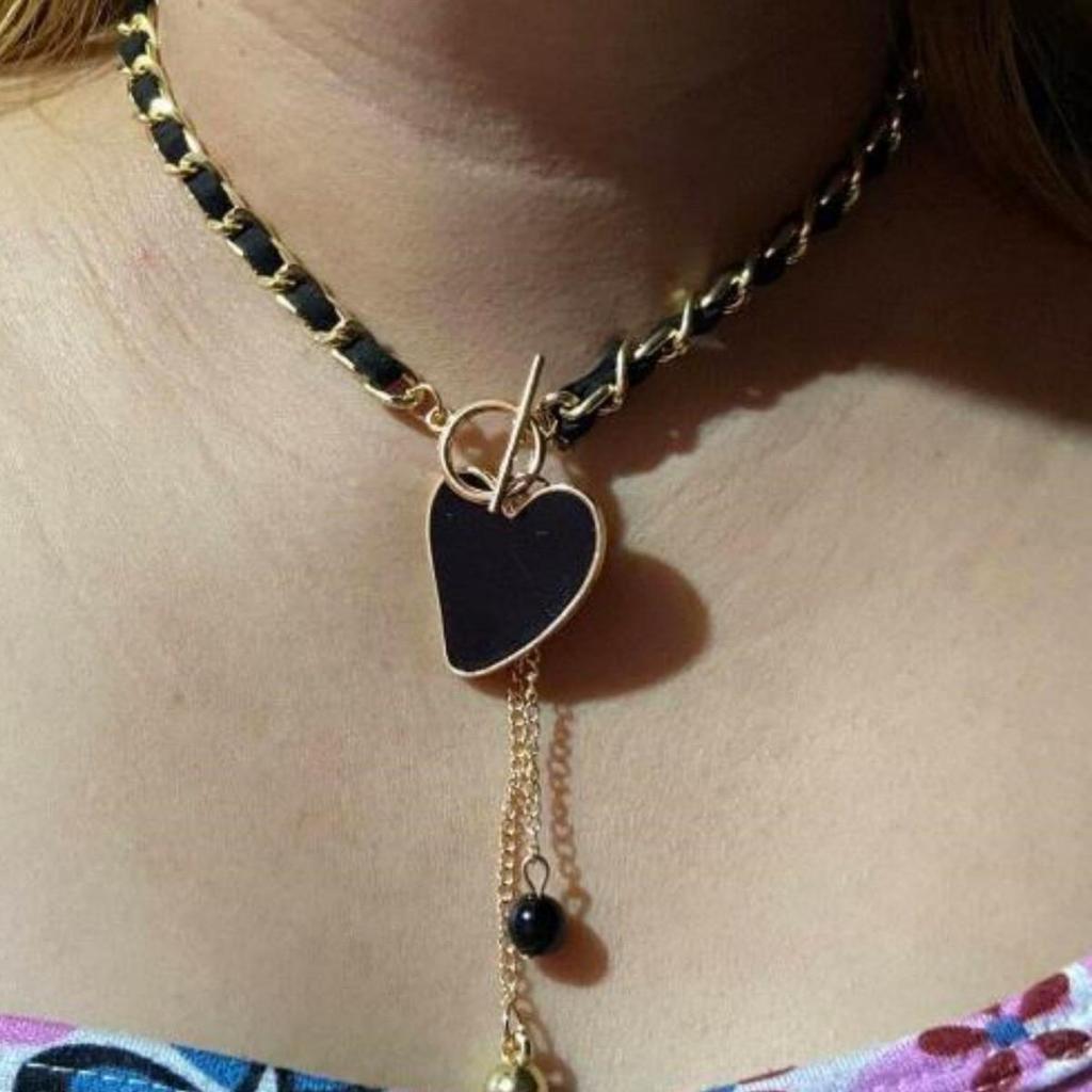 Cross-Border Black Heart Mother-of-Pearl Pendant Necklace with Velvet Wrap for Women