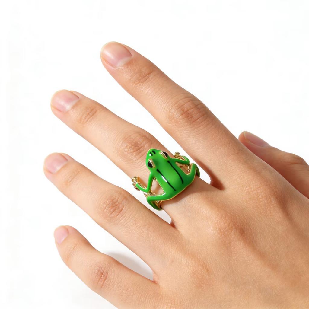 Hot-selling frog's hug green funny ring design cute green frog opening adjustable ring