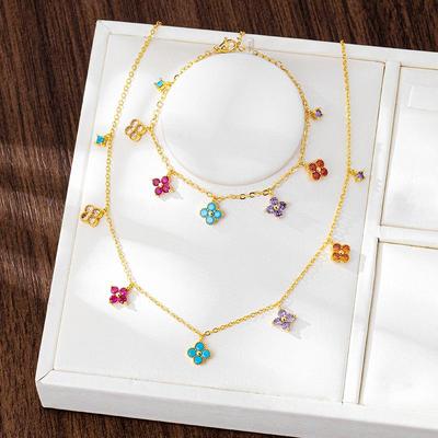 Vietnam Gold Minimalistische Kleeanhänger-Halskette & Zirkonia-besetztes Blumenarmband-Set