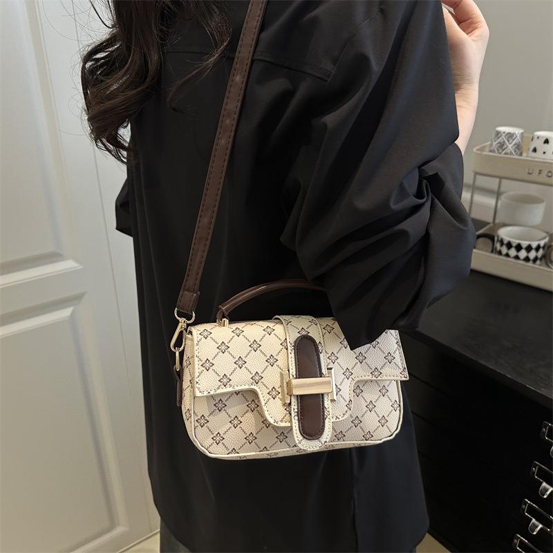 High sense retro fashion handbag new niche high sense small square bag commuter shoulder bag messenger bag