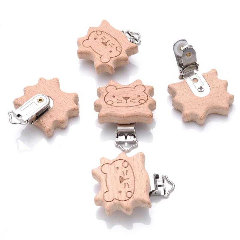 1Pcs Printing Animal Dummy Clip Beech Wood Nipple Clip For Teether Chewing Toys Accessory DIY Anti-Drop Baby Pacifier Chain