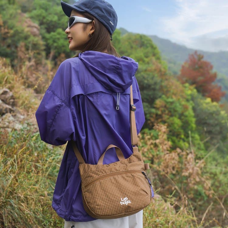 Lightweight waterproof nylon messenger bag for women