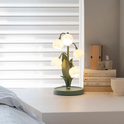 Pastoral Floral Night Light: Nordic Girly Bedroom Desk Lamp