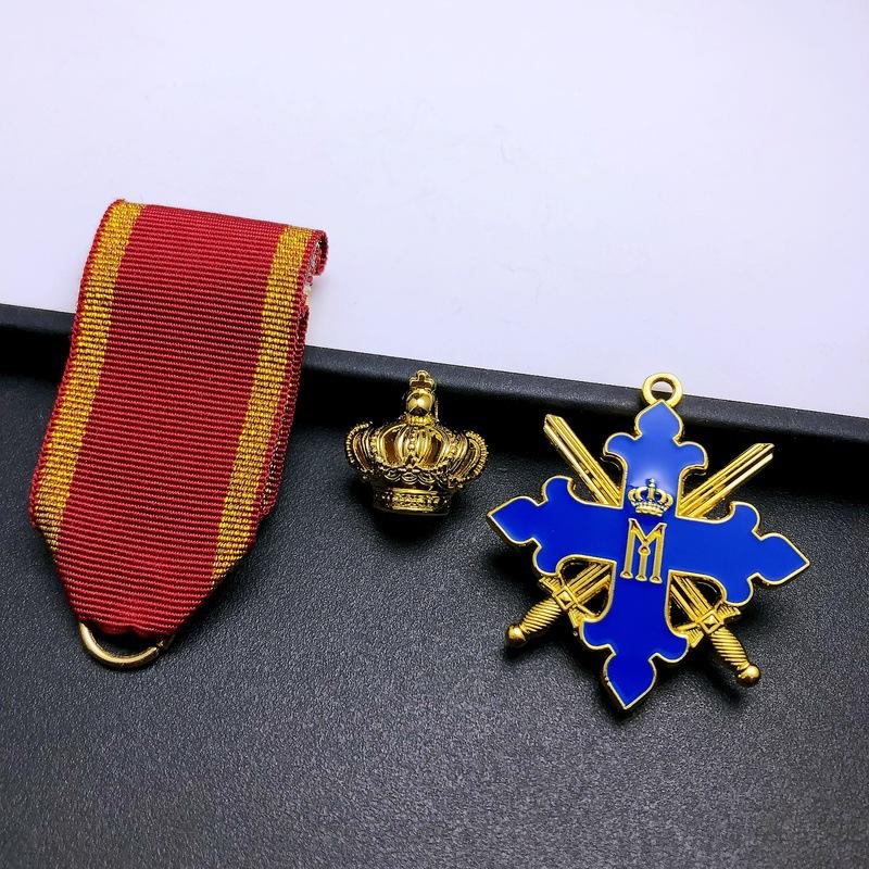 Romanian Bravery Medal, Blue Cross Badge, Foreign Commemorative Medal, Metal Badge, Pendant, Badge, Christmas gift, Stocking stuffers