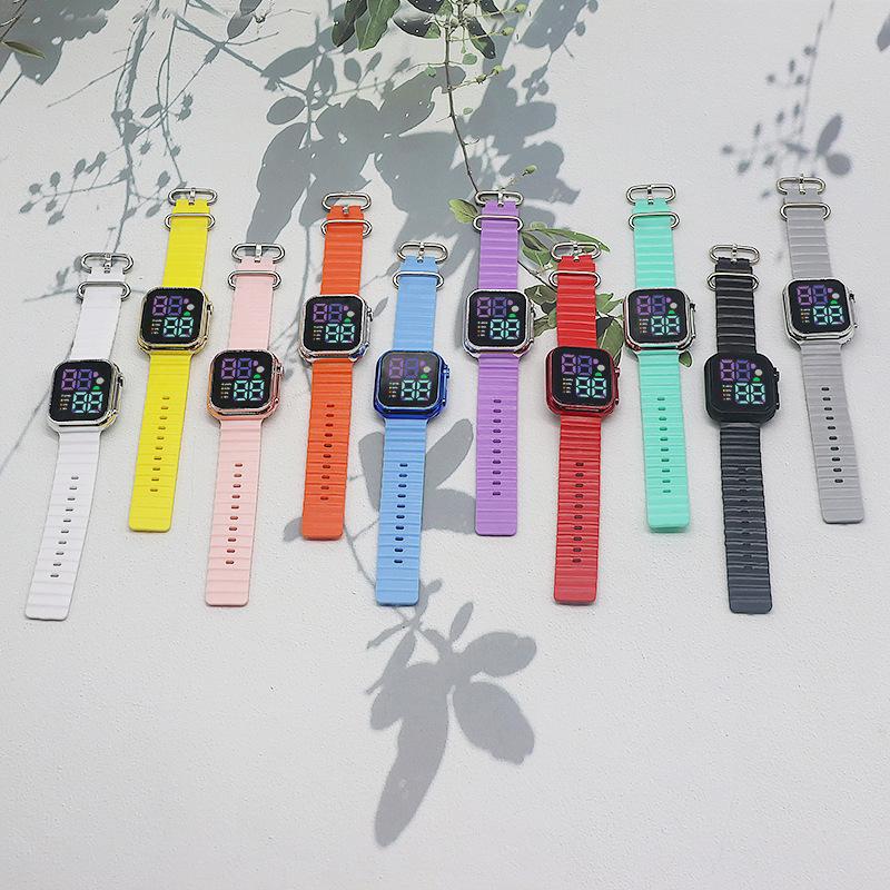 LED Electronic Watch Fashion Trend Couple Men and Women Button Luminous Electroplating Electronic Watch