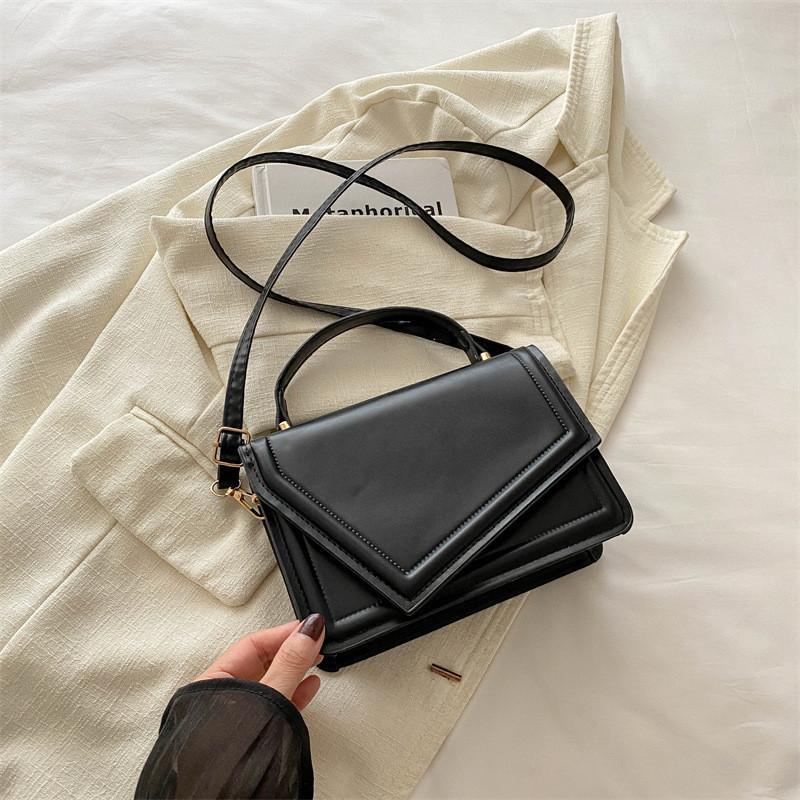 

Стильная и минималистичная квадратная сумка на плечо для повседневной летней моды в черном, белом и хаки цветах