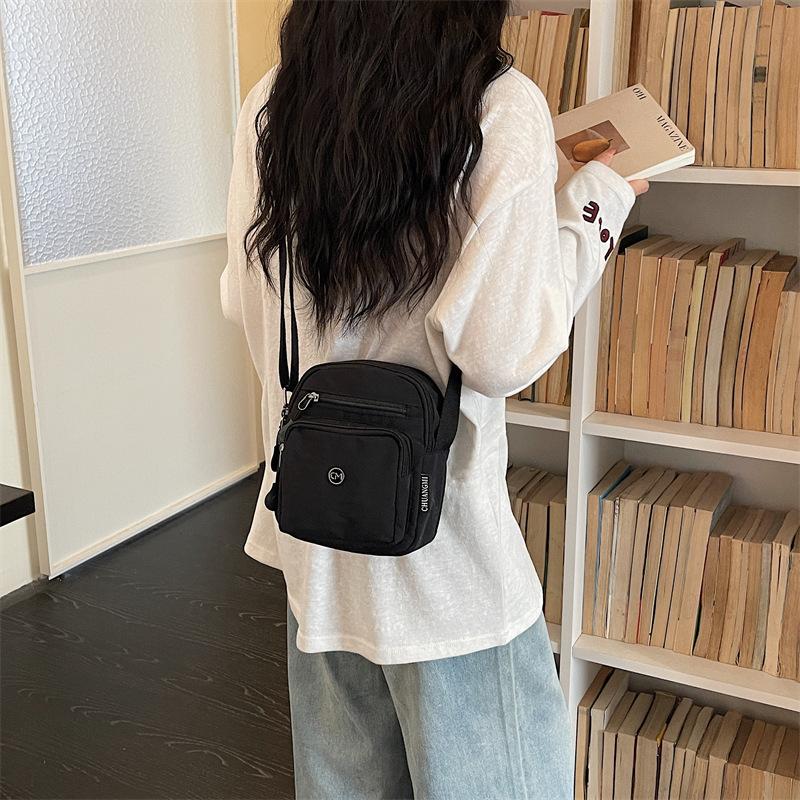 Women's Bag Lightweight Nylon Shoulder Crossbody Bag Mobile Phone Bag