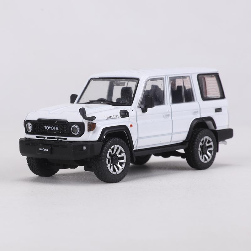 

GCD 1:64 LAND CRUISER LC70 LC76 SUV Alloy Car Diecasts & Toy Vehicles Car Model Miniature Scale Model Car Toys For Children белый