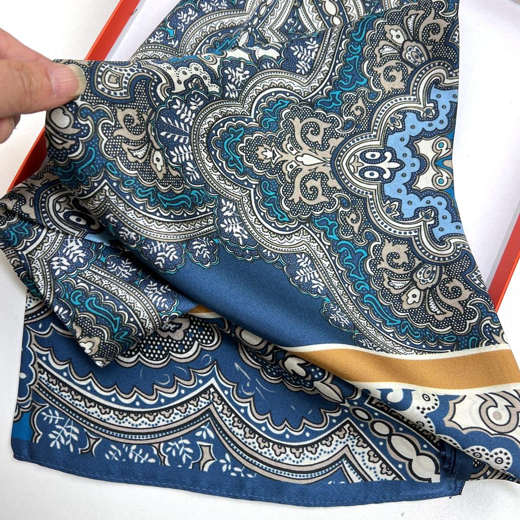 Silk Scarf Women'S Retro Cashew Flower Spring And Autumn Versatile 90 Plain Crepe Satin Square Scarf Mulberry Silk Scarf Shawl