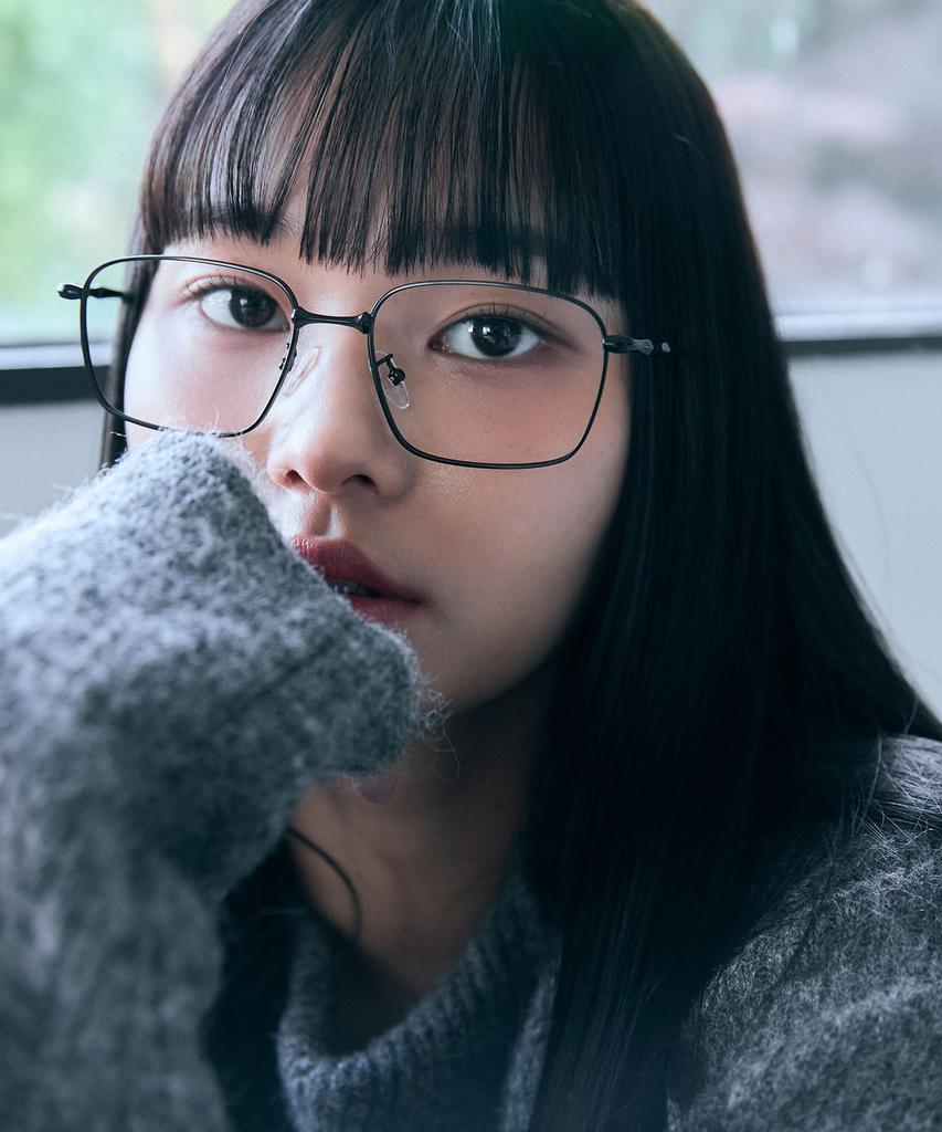 Oateu Vesper Glasses [Black · Blue Light Blocking]