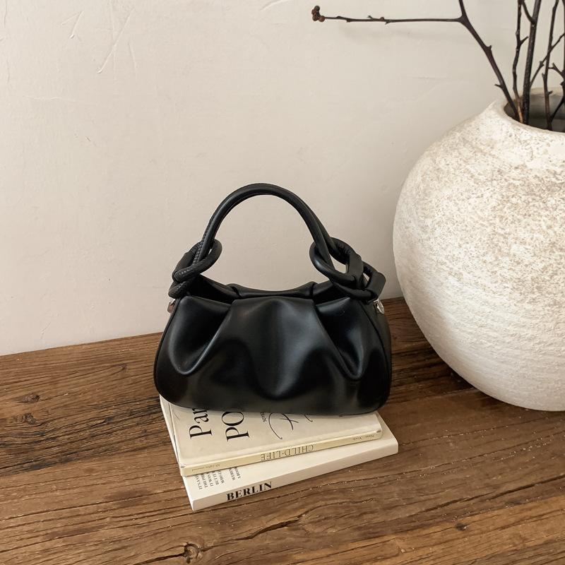

French Style Cloudy Handbag With Knot Handle Chic Mini Pleated Shoulder Bag Versatile Crossbody Purse Women Daily Commute Bag 22x7x13cm чёрный