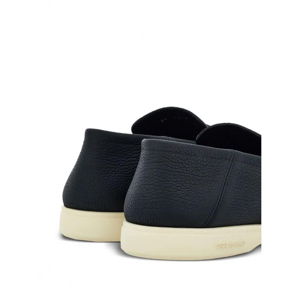 Salvatore Ferragamo Gancini Plaque Leather Loafers Black