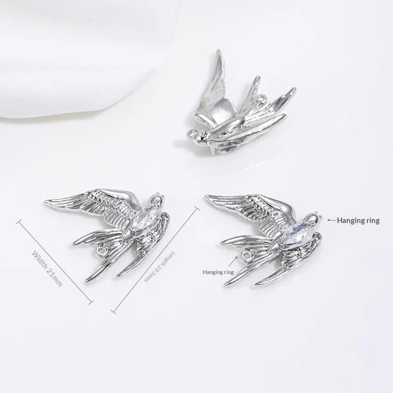 Beautiful Peace Dove Metal Brooch White Bird Pin for Lovely Gift Options
