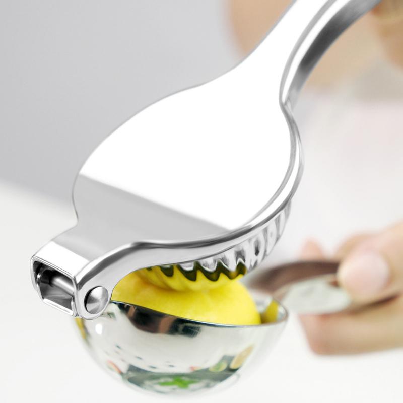 Stainless Steel Manual Juicer Citrus Heavy Duty Lemon Squeezer Handheld Metal Fruit Juicer Lime Press for Lemon, Lime, and Citru