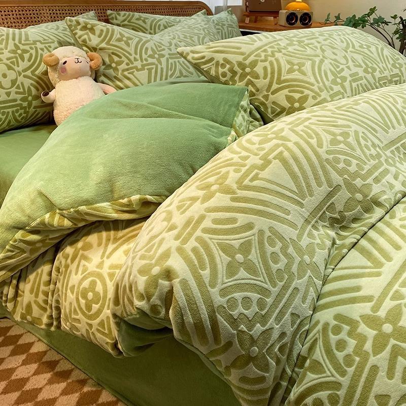 Double-Sided Thickened Milk Coral Fleece Bed Four-Piece Set Fleece Quilt Cover Coral Flannel Bed Sheet Bedding