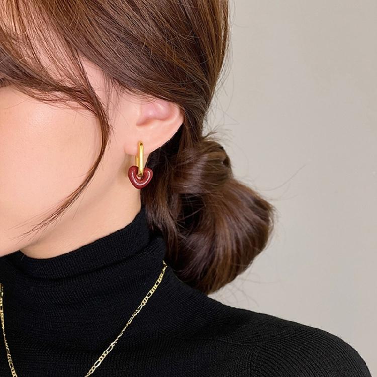 Elegant Red Heart Hoop Earrings Comfortable Geometric Ear Rings Lightweight Metal Jewelry Accessories for Women Girls