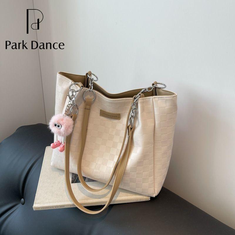 

Модная большая сумка-тоут 2024 года для школы и поездок на работу With Pink Long Leg Furball Pendant