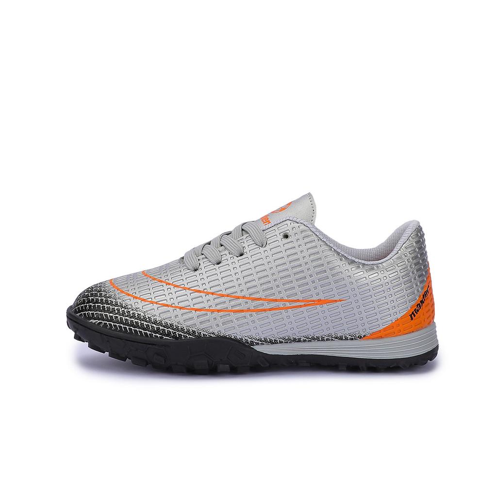 Sapatos de Futebol Infantil Indoor Estudante com Travas Quebradas Treino Corrida Espaço Sapatos de Couro para Futebol de Grama Estilo Esportivo