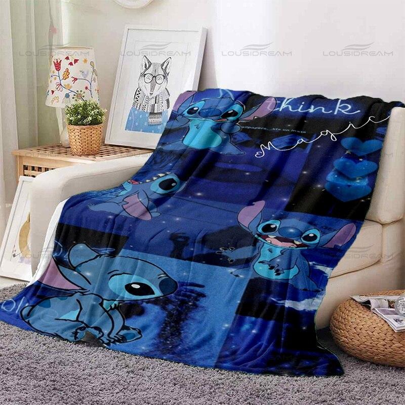 Fashion Animated Couple Blankets Cute Cartoon Pet Pattern Thin Blankets Flannel Portable Home Travel Office Blankets