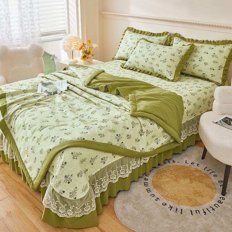 Cartoon Peach Comforter Queen Size, Love Heart Pink Peach Print Quilt Ultra Soft, Ultra Comforter 1 Piece Bedding For Room Decor