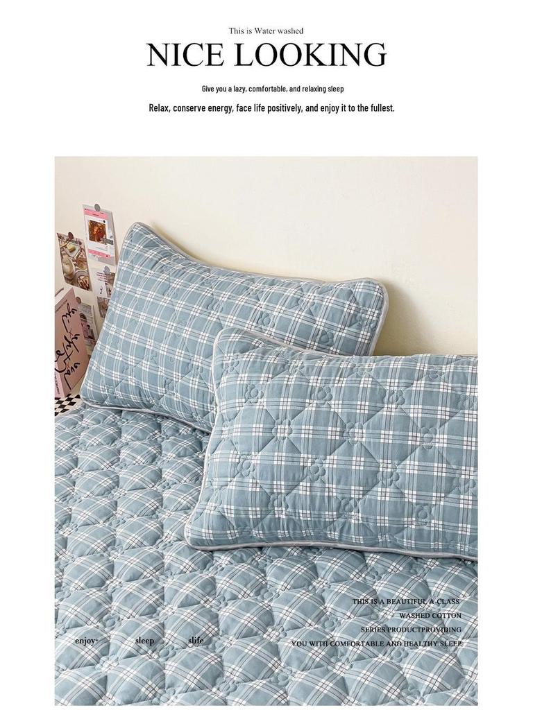 Cloud Cotton Skin-Friendly Thickened Fitted Sheet: Solid Color, Pure Cotton, Non-Slip, Machine Washable.