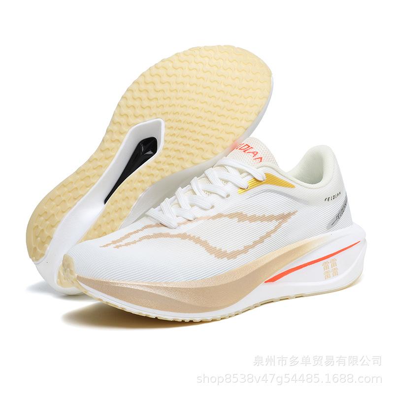 

Explosive Feidian 5 high-quality running shoes, popcorn outsole, lightweight shock absorption, side racing sports and leisure trendy shoes 44 платиновый