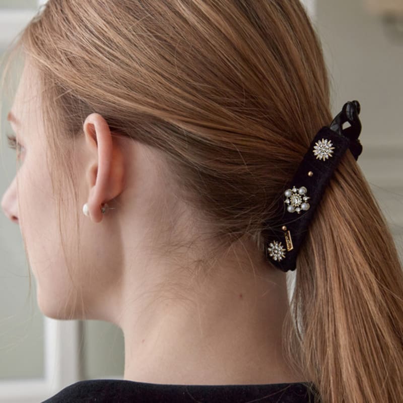 Jean Paul Clarisse Snowflake Crystal Banana Pin JC001BA