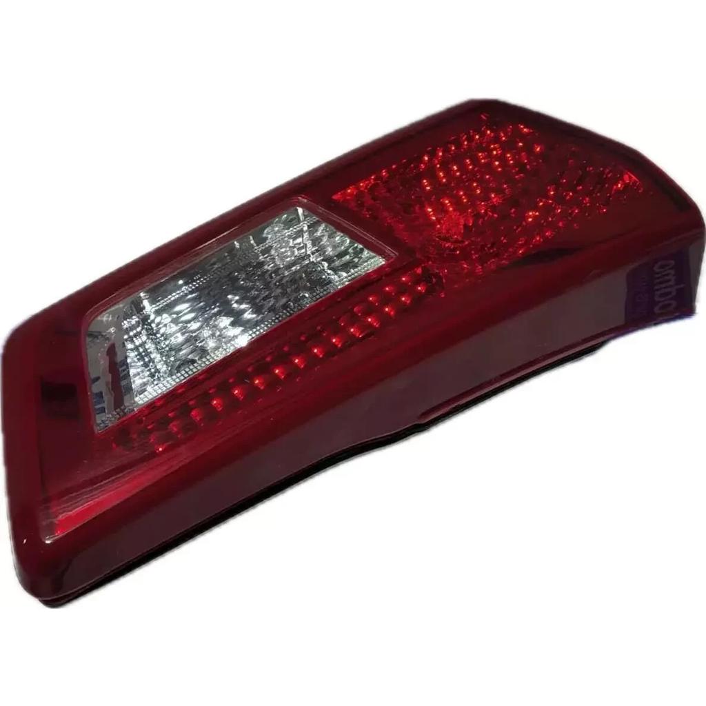 Taillight/Dicky light assembly For Toyota Innova CRYSTA 2016 Present PAIR