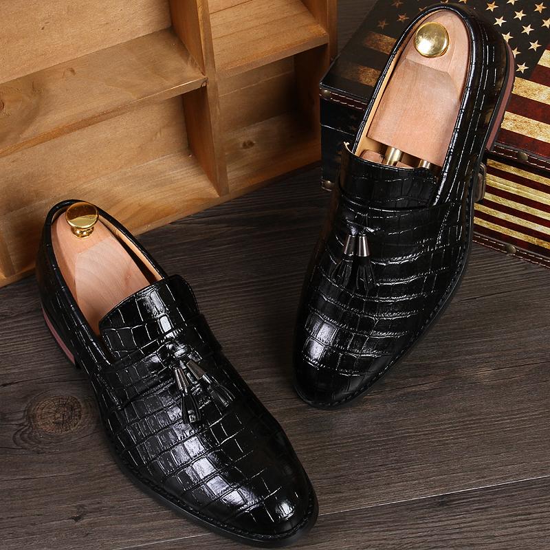 Moda Męskie Buty Moda Oddychające Skórzane Buty Casual Oddychające Gruba Podeszwa Mokasyny Z Frędzlami Mokasyny Buty na Wesele