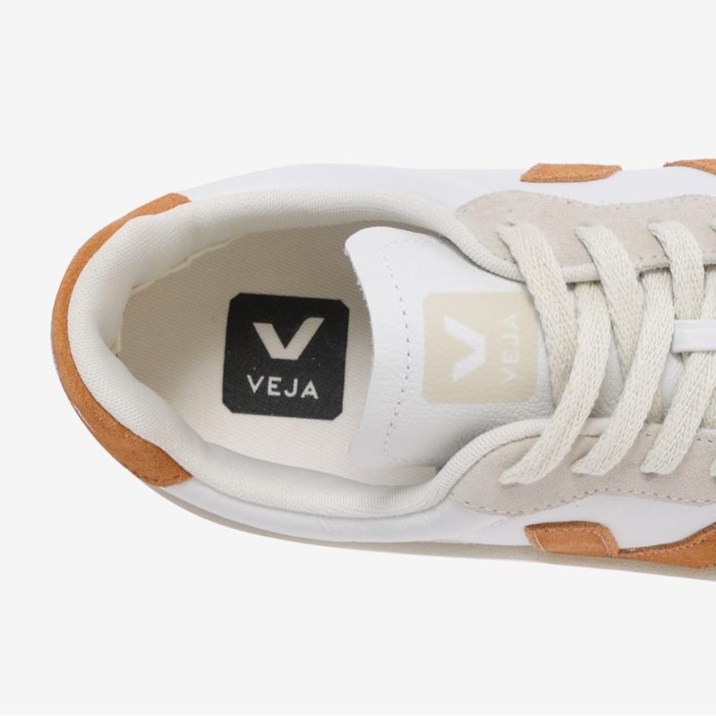 Veja Unisex Cowhide Shoes V90 389