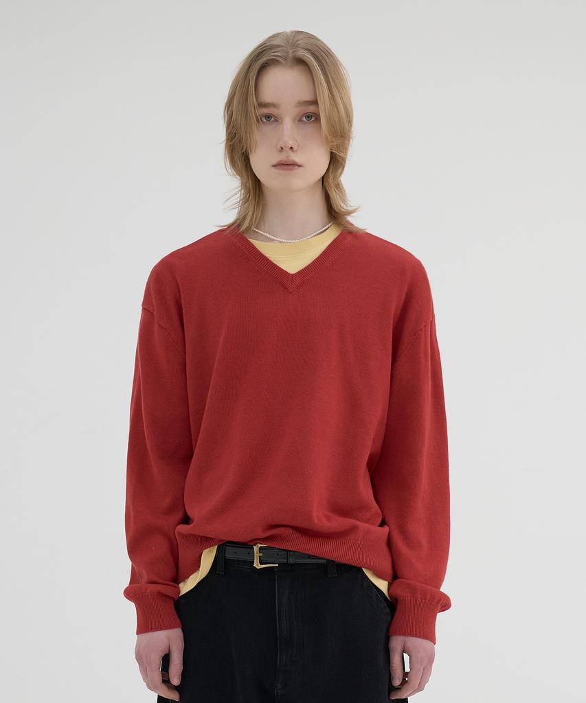 KNOUUN Crop V Neck Knit (Red)