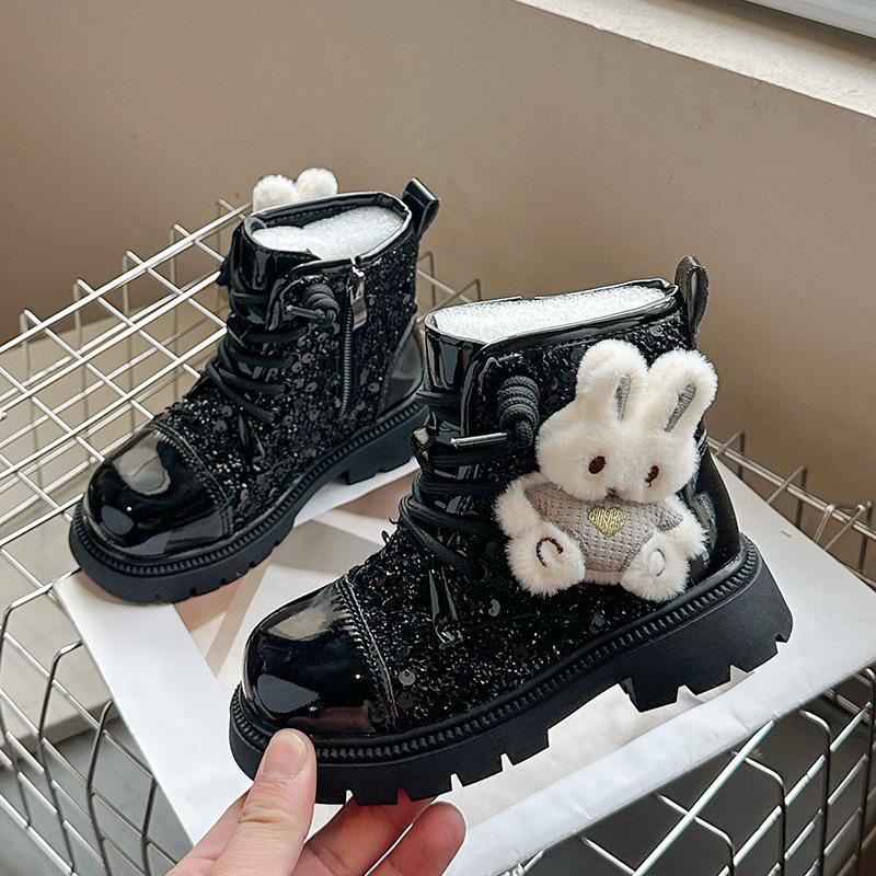 

Ботильоны для женщинМодные детские ботинки Зимние Новые туфли для девочек На мягкой подошве Детская обувь Противоскользящие Хлопковые ботинки для девочек Ботинки для девочки 34insole21.4cm чёрный