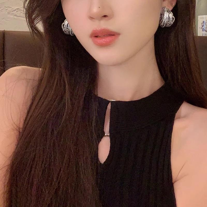 INS-style Minimalist Silver Needle, Versatile Plain Ear Hoop, Light Luxury Metal Round Hoop Earrings, High-end Ear Jewelry