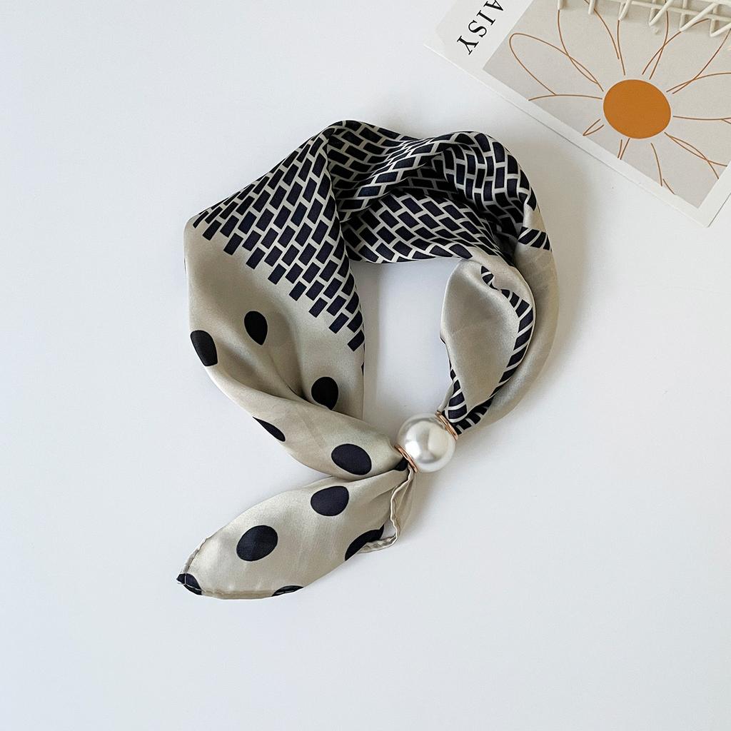 Scarf Print Silk Pearl Neck Scarf Lazy Chain Collarbone Magnetic Thin Pendant Buckle Handkerchief Ribbon Woman Luxury Accesories