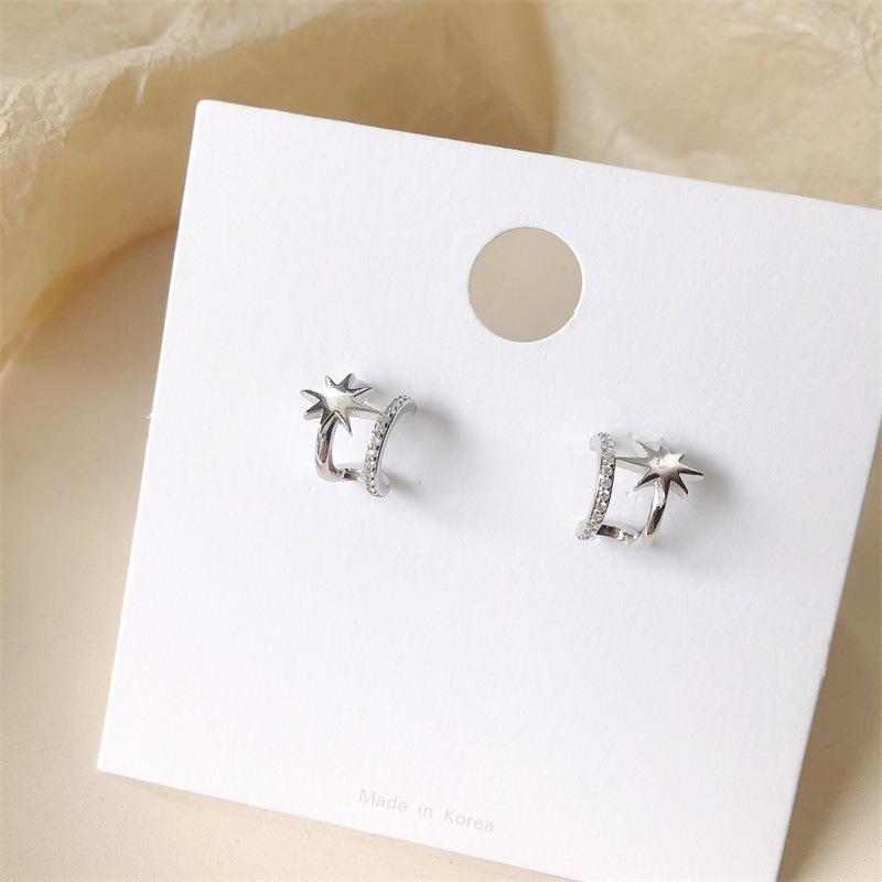 

Посеребренные серьги-гвоздики S925 с двойными шпильками в корейском стиле, простые темпераментные серьги с полукруглыми полыми восьмиконечными звездами